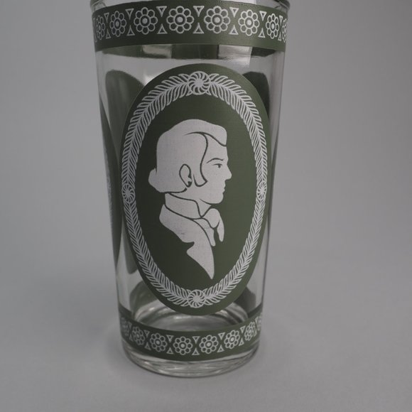 VTG Dominion Jasperware Cameo Tumbler - Picture 4 of 10